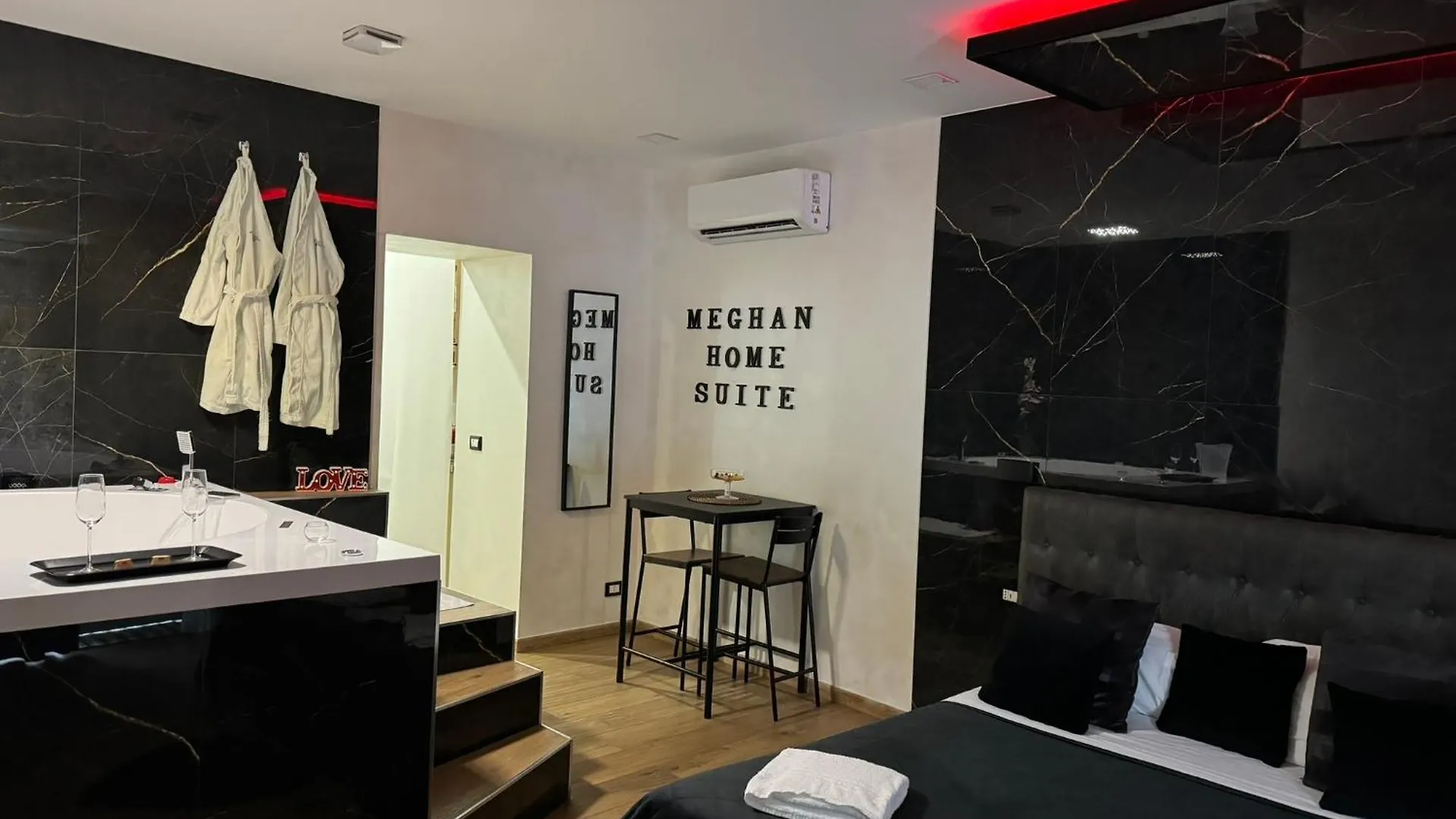 Apartment Suite Meghan Home Catania Italy