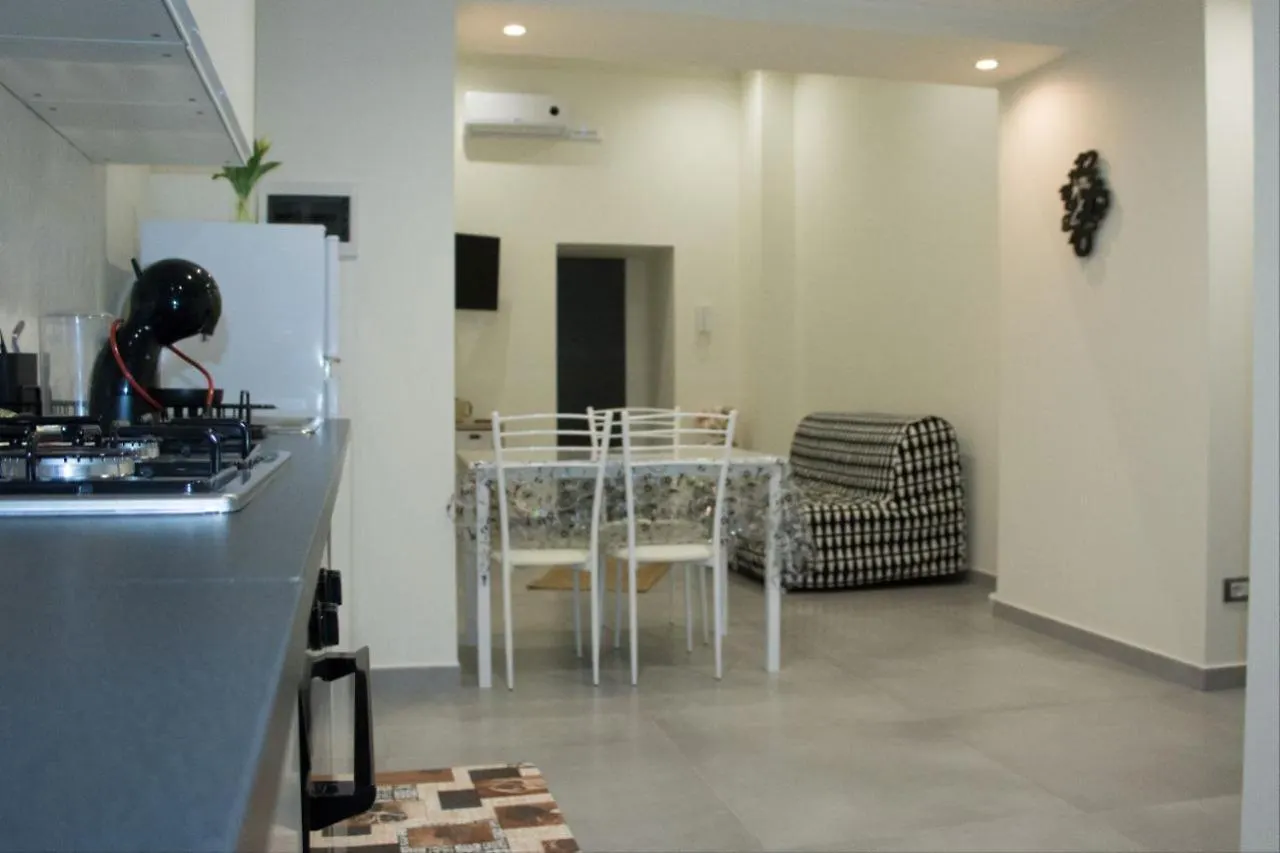 Suite Meghan Home Catania